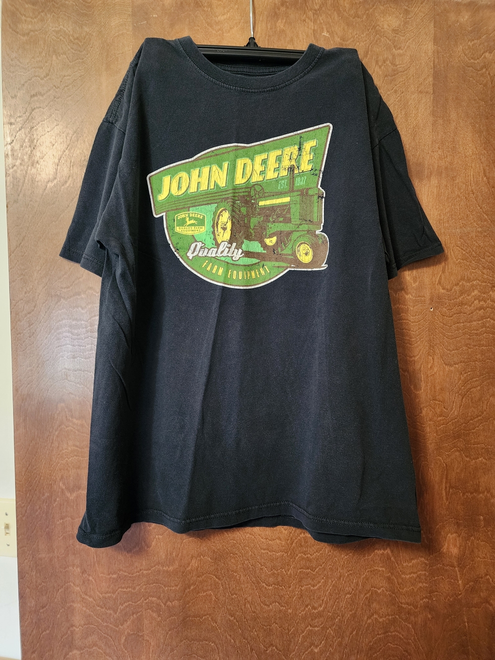 John Deere Black Graphic Tee - Men's Short Sleeve Shirt